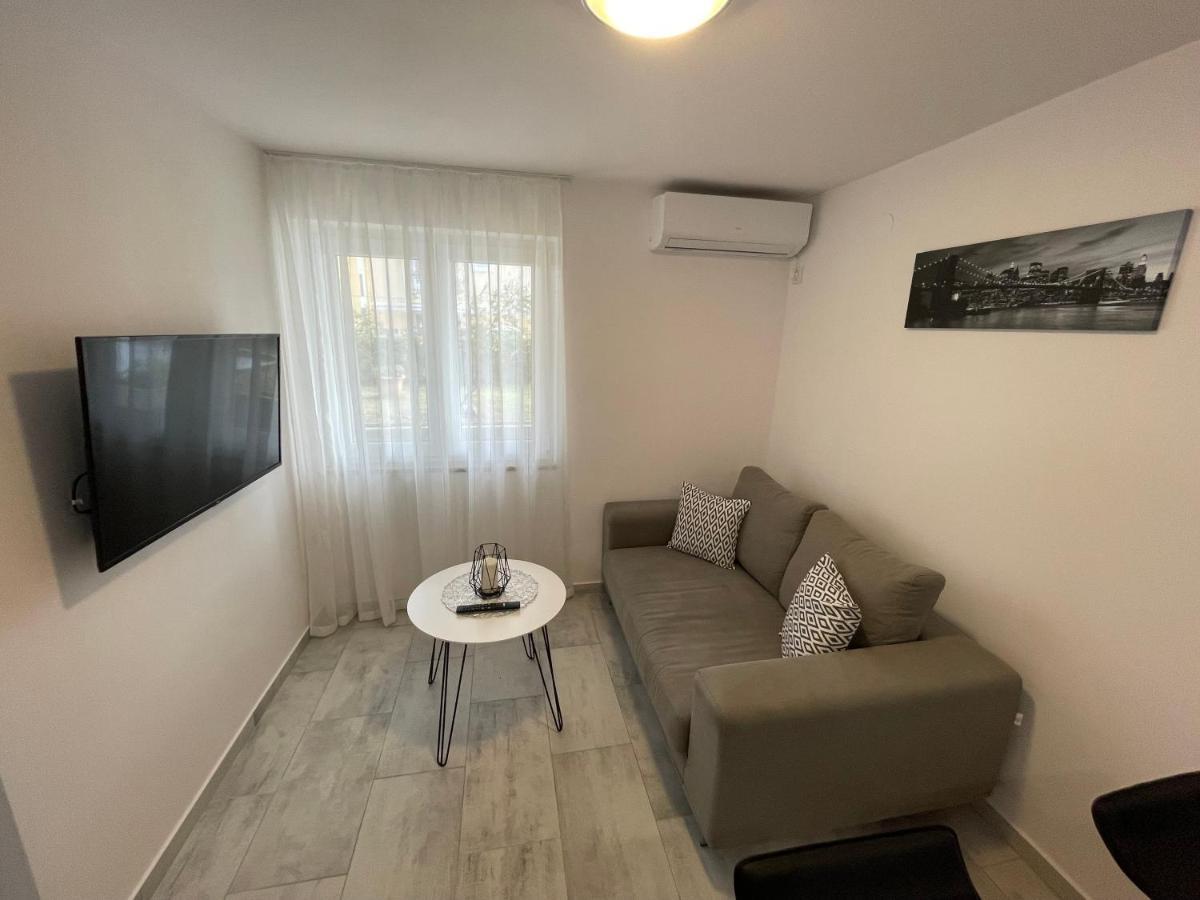 Apartment Dida Krk Town Exterior foto
